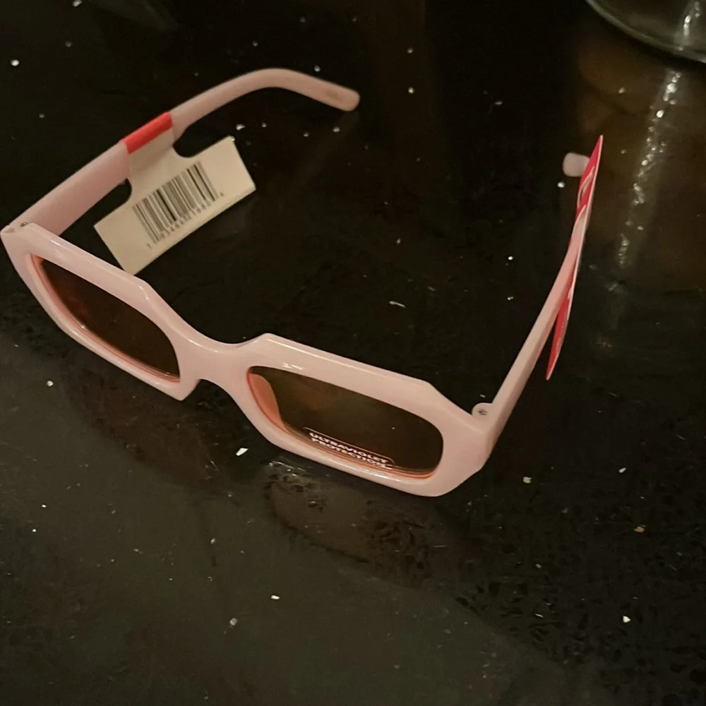 Retro sunglasses NEW‎